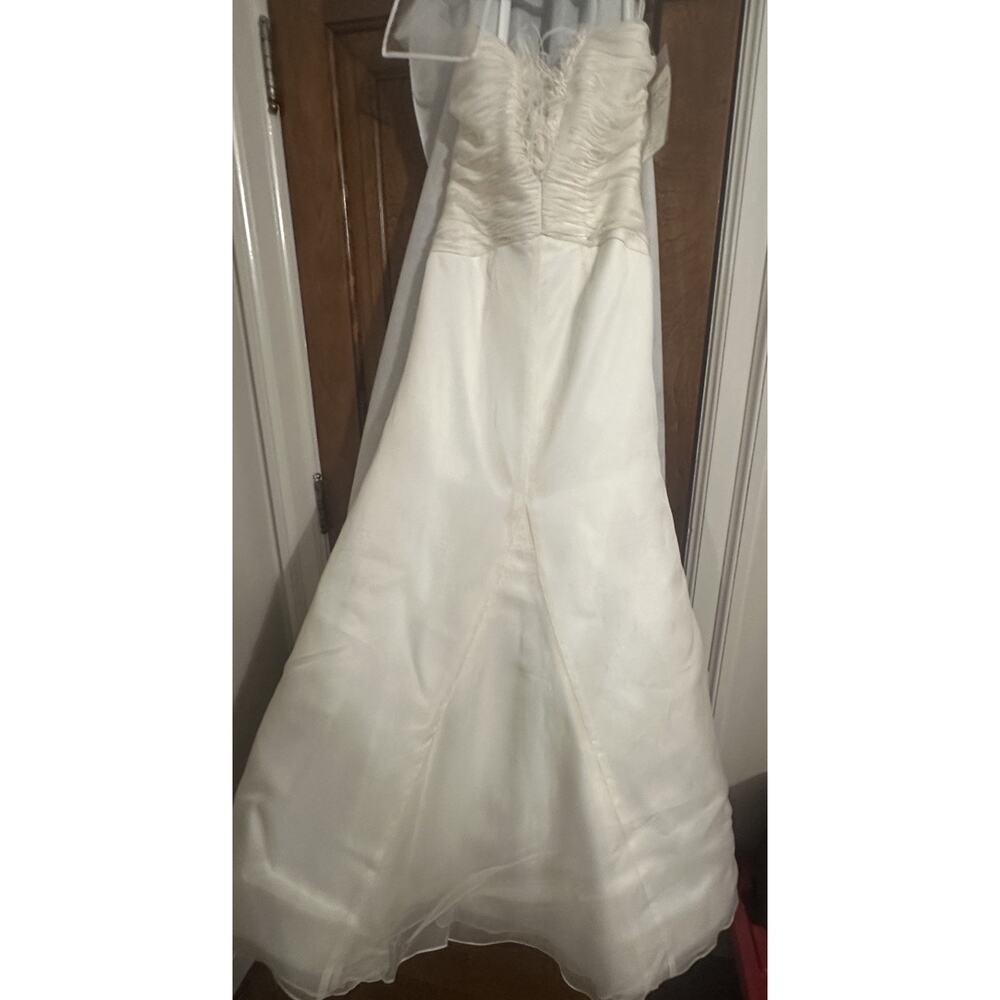 NWT- Melissa Sweet “Delphine” Ivory Gown- Size 8